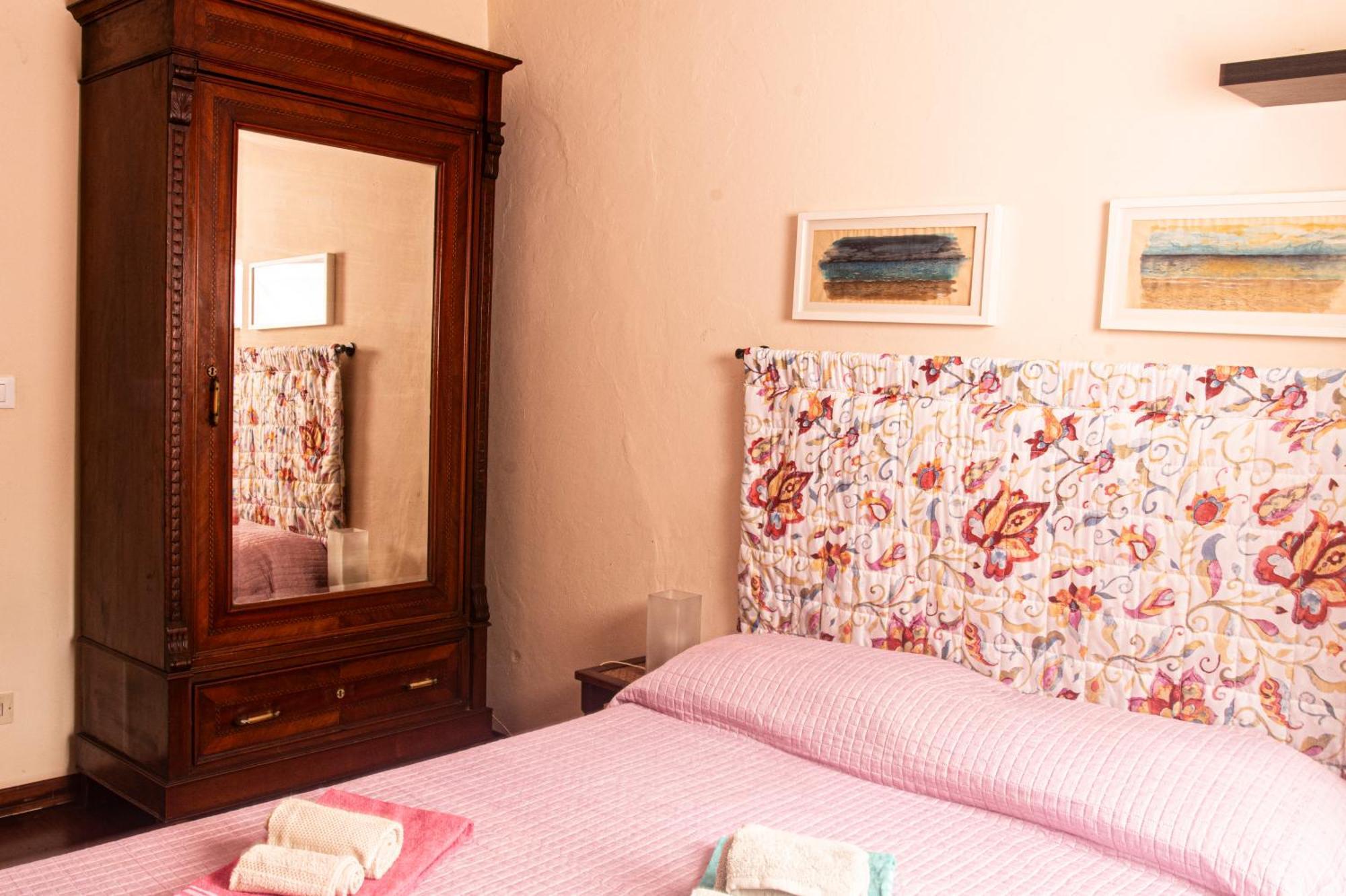 Palazzo Micheletti Lucca Apartment ภายนอก รูปภาพ